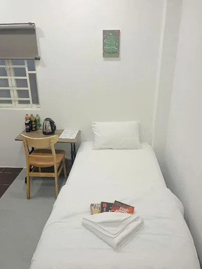 Chambre simple avec salle de bains privée — Yen Minh Binh Thanh
